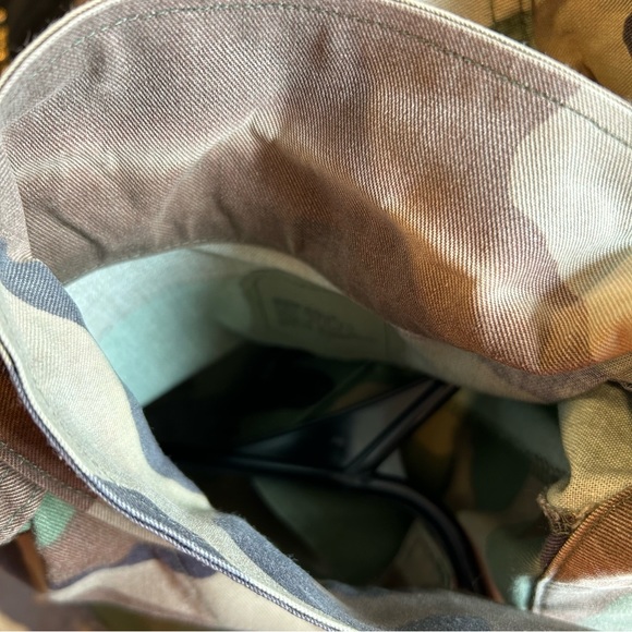 American Apparel Woodland Camouflage US Air Combat Command W/ Patches Size M - Picture 10 of 11